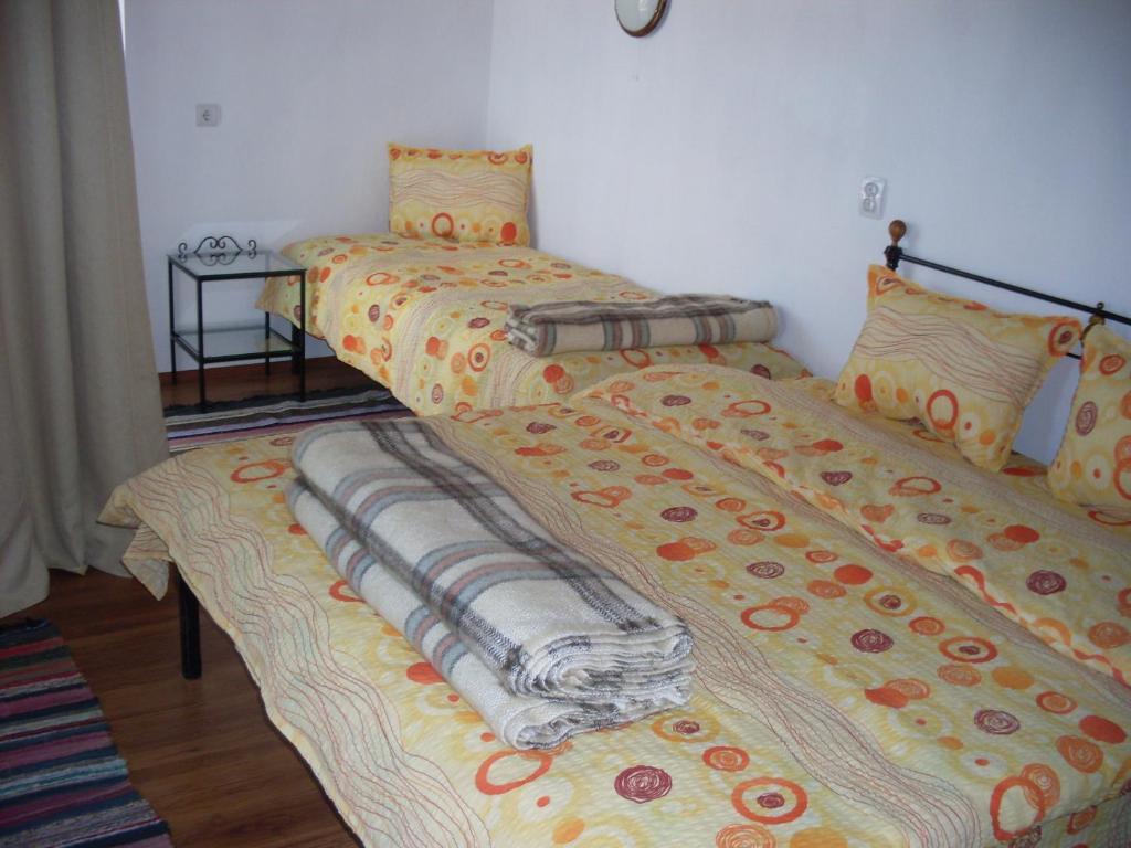 Tsutsovi House Hotel Kalofer Phòng bức ảnh