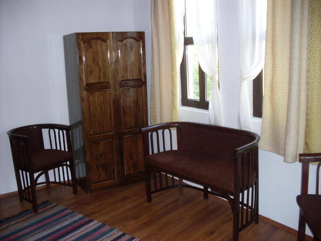 Tsutsovi House Hotel Kalofer Phòng bức ảnh