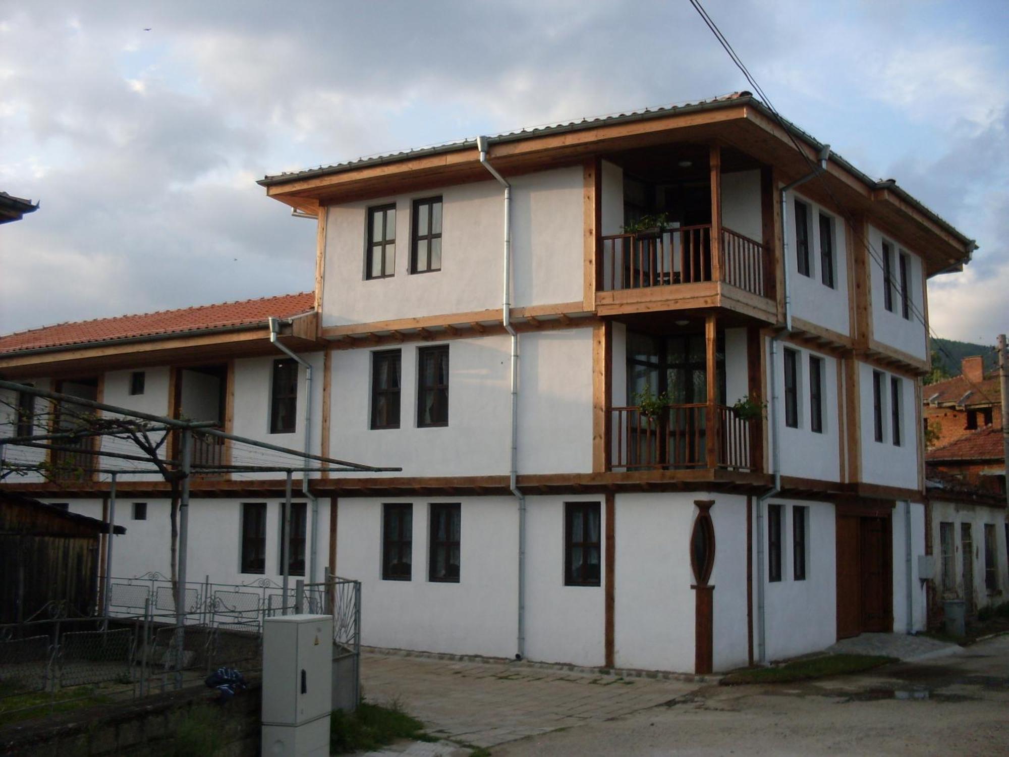 Tsutsovi House Hotel Kalofer Ngoại thất bức ảnh