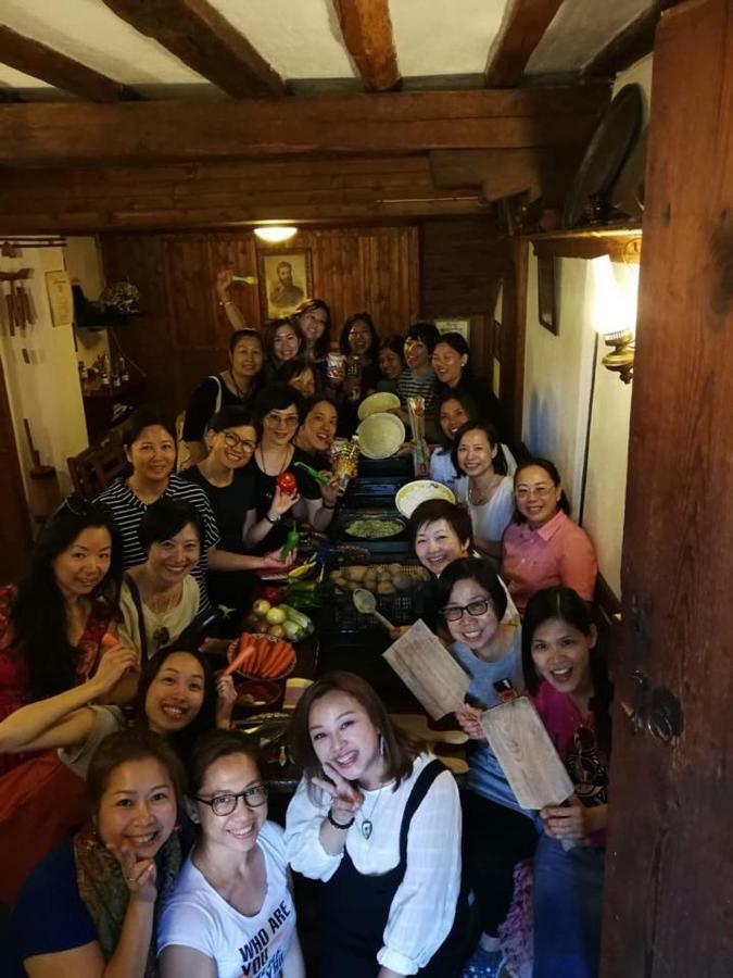 Tsutsovi House Hotel Kalofer Ngoại thất bức ảnh